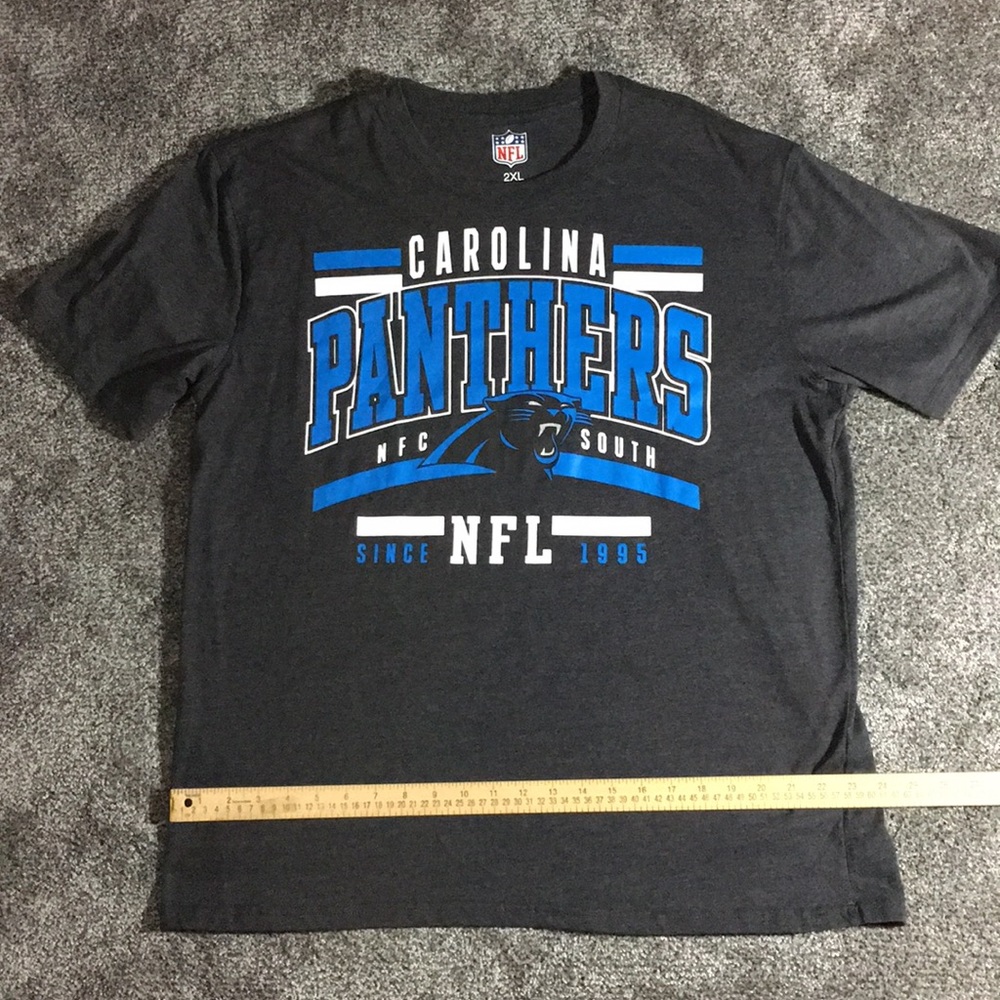 NFL Carolina Panthers Men’s XXL Shirt